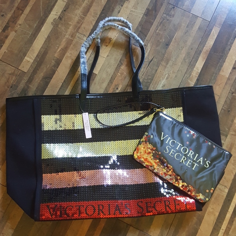 NWT Victoria's secret sequin tote w/ wristlet 😍